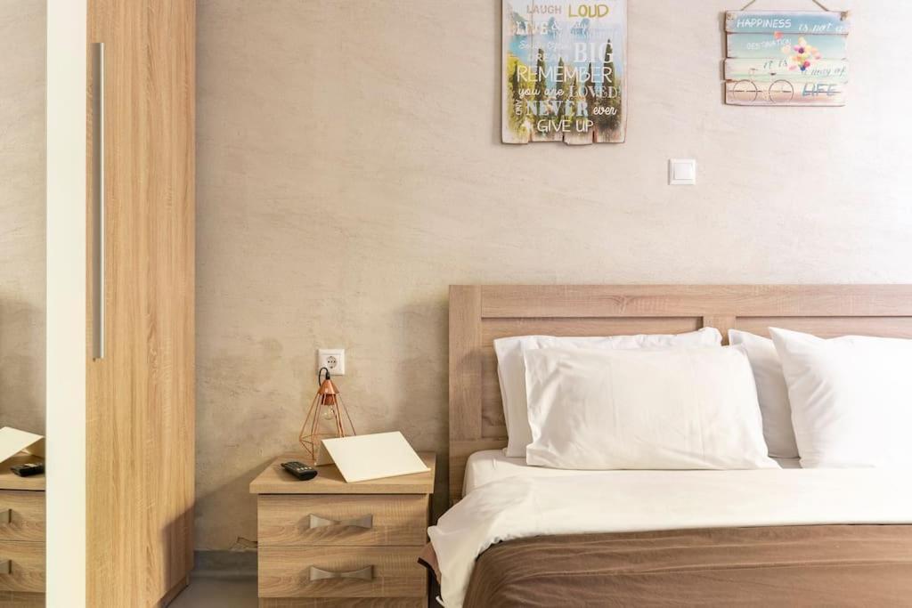 Cute Full Apt W/Backyard In Paleo Faliro Athene Buitenkant foto